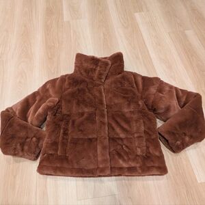 Abercrombie & Fitch Brown Soft Faux Fur Cropped Mini Puffer Size L